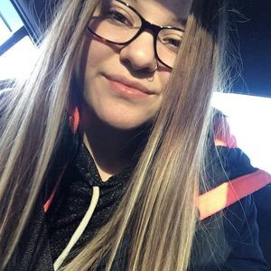 Meet your Posher, Janika